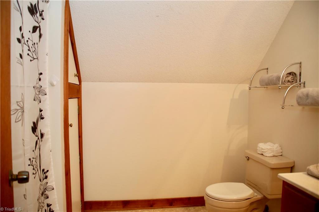 7008 Ridge Haven Road Greensboro, NC 27410 - Photo 22 of 30 Gallery Image 22