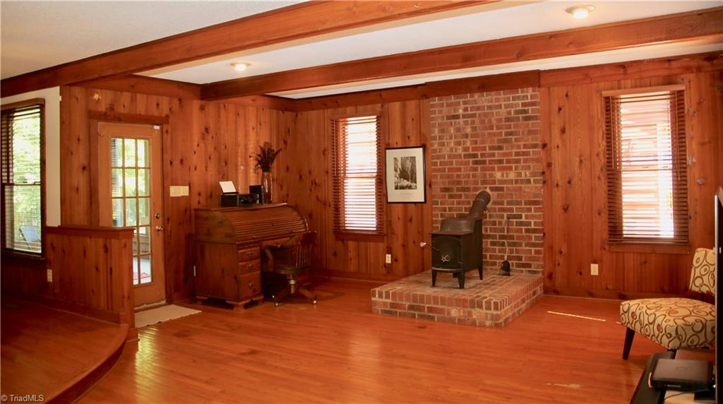 7008 Ridge Haven Road Greensboro, NC 27410 - Photo 5 of 30 Gallery Image 5