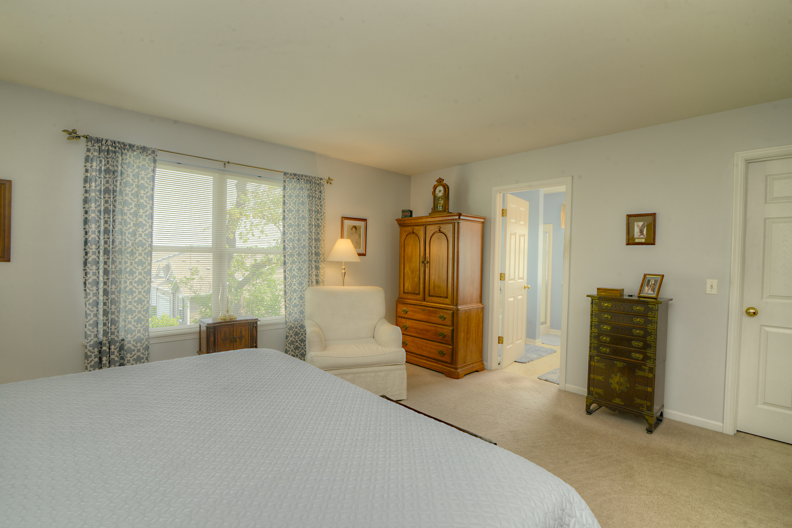 285 Ridge Road North Aurora, IL 60542 - Photo 13 of 24 a bedroom with a bed and furniture