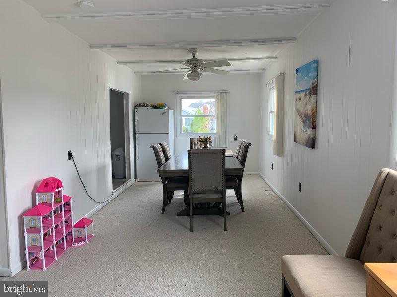 30884 Maplewood Road Ocean View, DE 19970 - Photo 5 of 22 family room