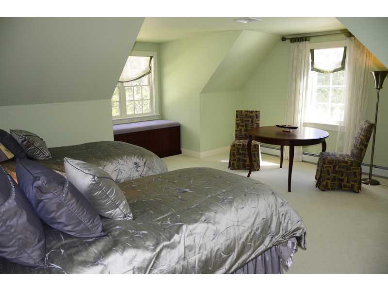 93 Oak Ridge Road Kennebunkport, ME 04046 - Photo 29 of 33 Bedroom.