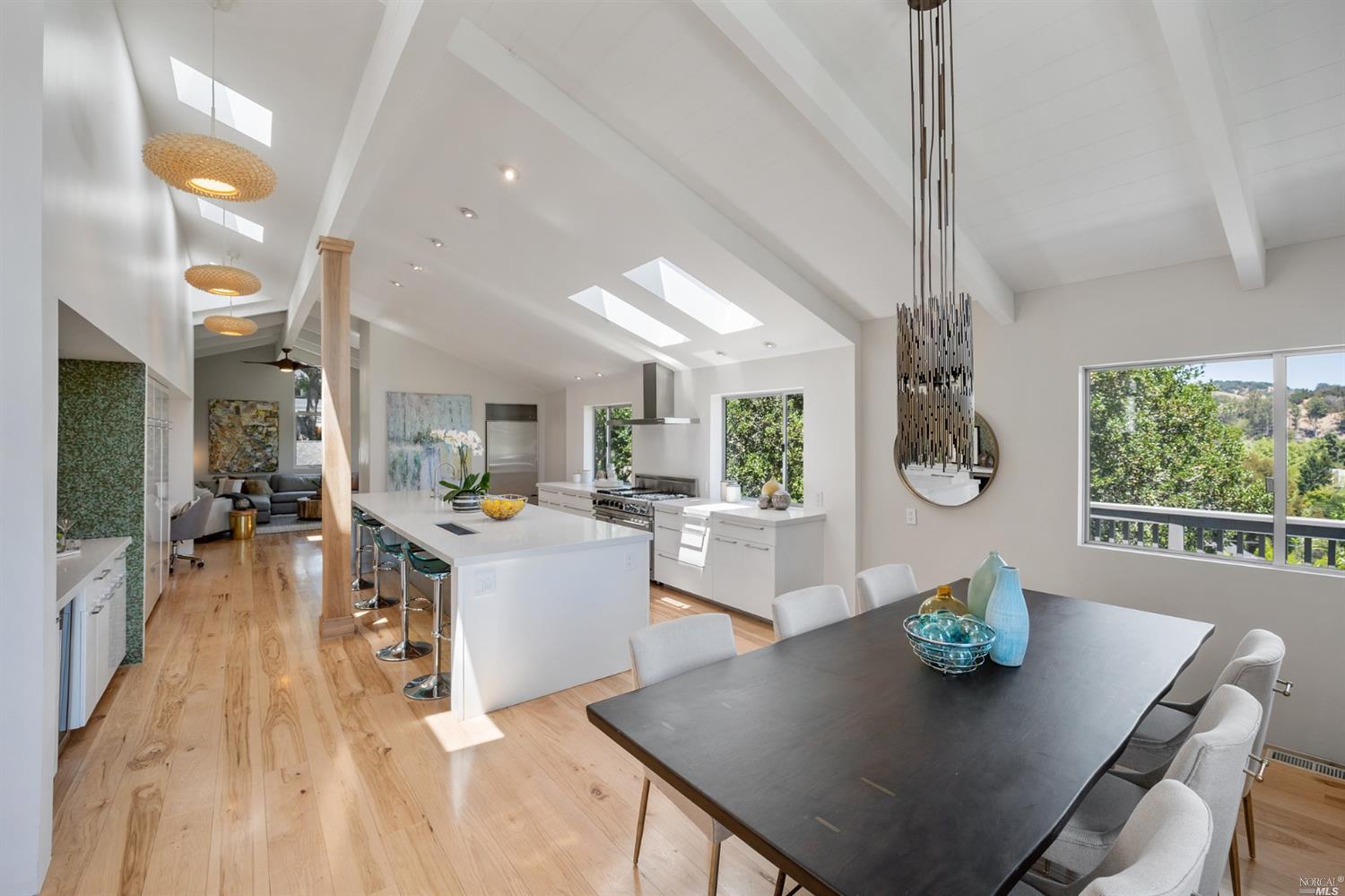 15 Foothill Road San Anselmo, CA 94960 - Photo 1 of 1 Gallery Image 1