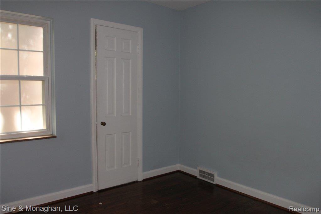 472 Neff Road Grosse Pointe, MI 48230 - Photo 8 of 16 IMG_1565.JPG