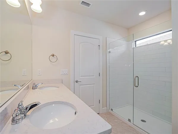 $3,000 | 5204 Jasper Square, Vero Beach, FL 32967