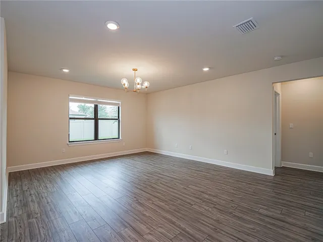 $3,000 | 5204 Jasper Square, Vero Beach, FL 32967