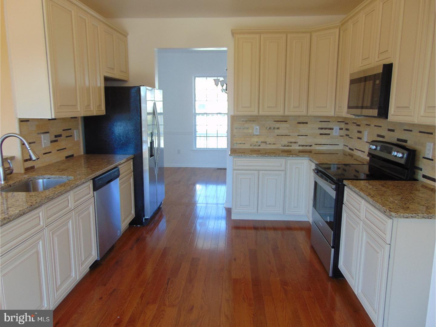 101 Hydrangea Way Coatesville, PA 19320 - Photo 6 of 19