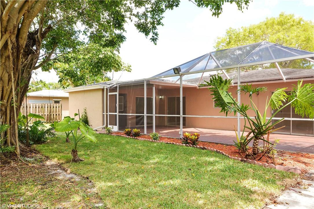 11110 Delta Circle Boca Raton, FL 33428 - Photo 17 of 17 Photo 17