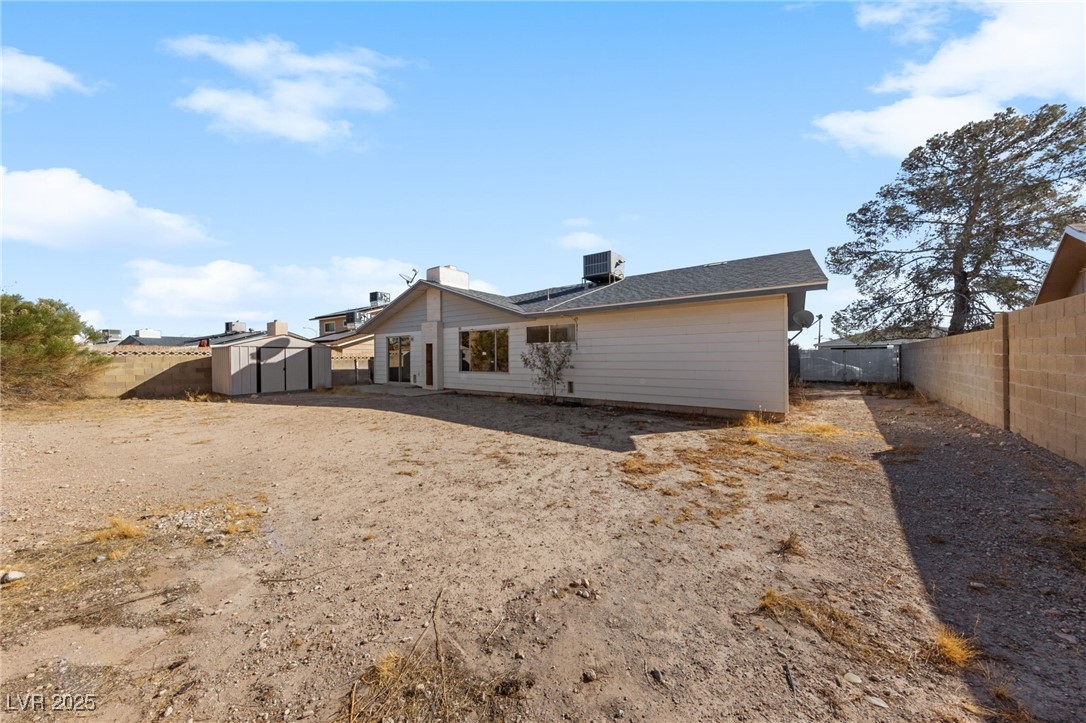 720 Sam Jonas Drive Las Vegas, NV 89145 - Photo 21 of 21 LARGE BACKYARD
