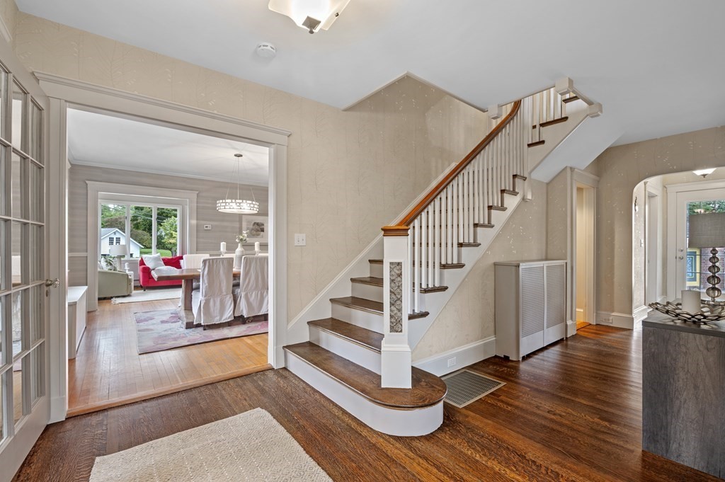 45 Orchard Road Swampscott, MA 01907 - Photo 4 of 42