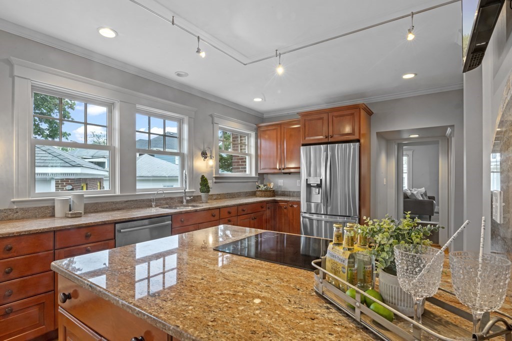 45 Orchard Road Swampscott, MA 01907 - Photo 6 of 42