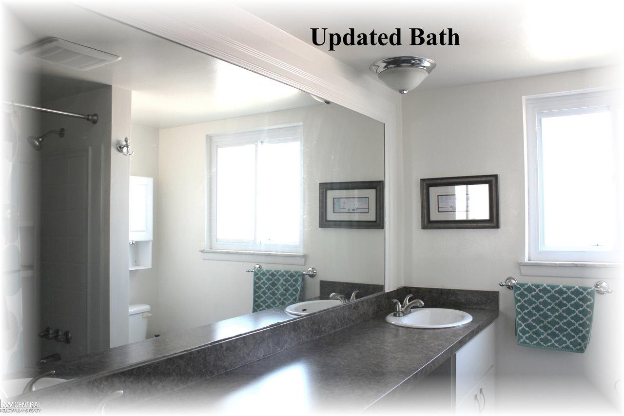2403 Frazho Road Warren, MI 48091 - Photo 15 of 34
