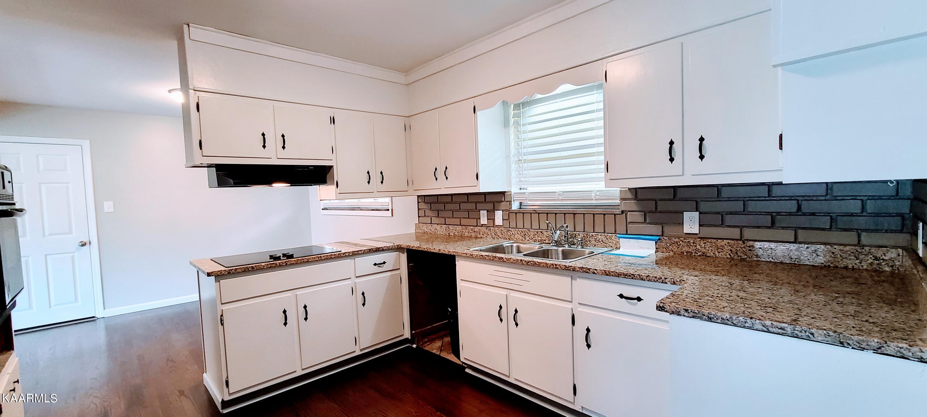 1414 Webster Road Harriman, TN 37748 - Photo 14 of 47 Kitchen
