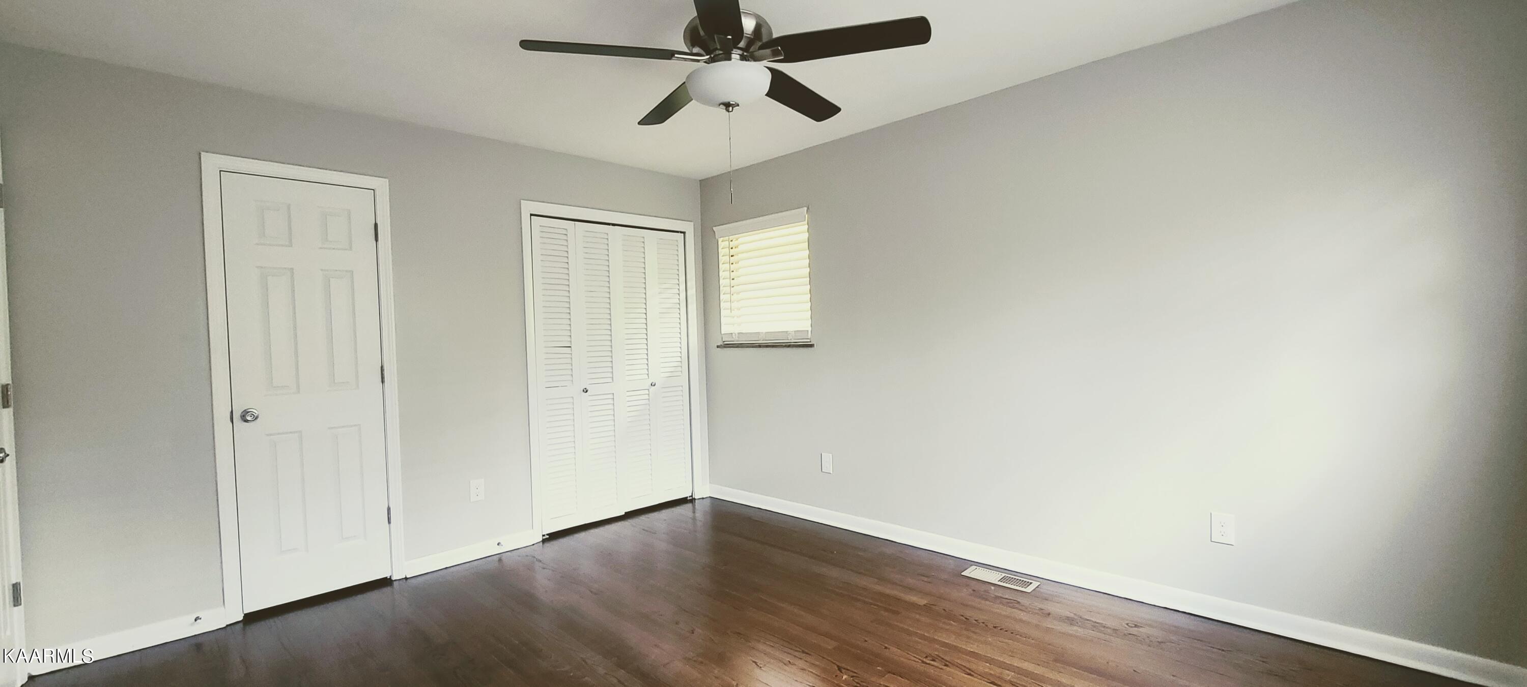 1414 Webster Road Harriman, TN 37748 - Photo 22 of 47 Master Bedroom