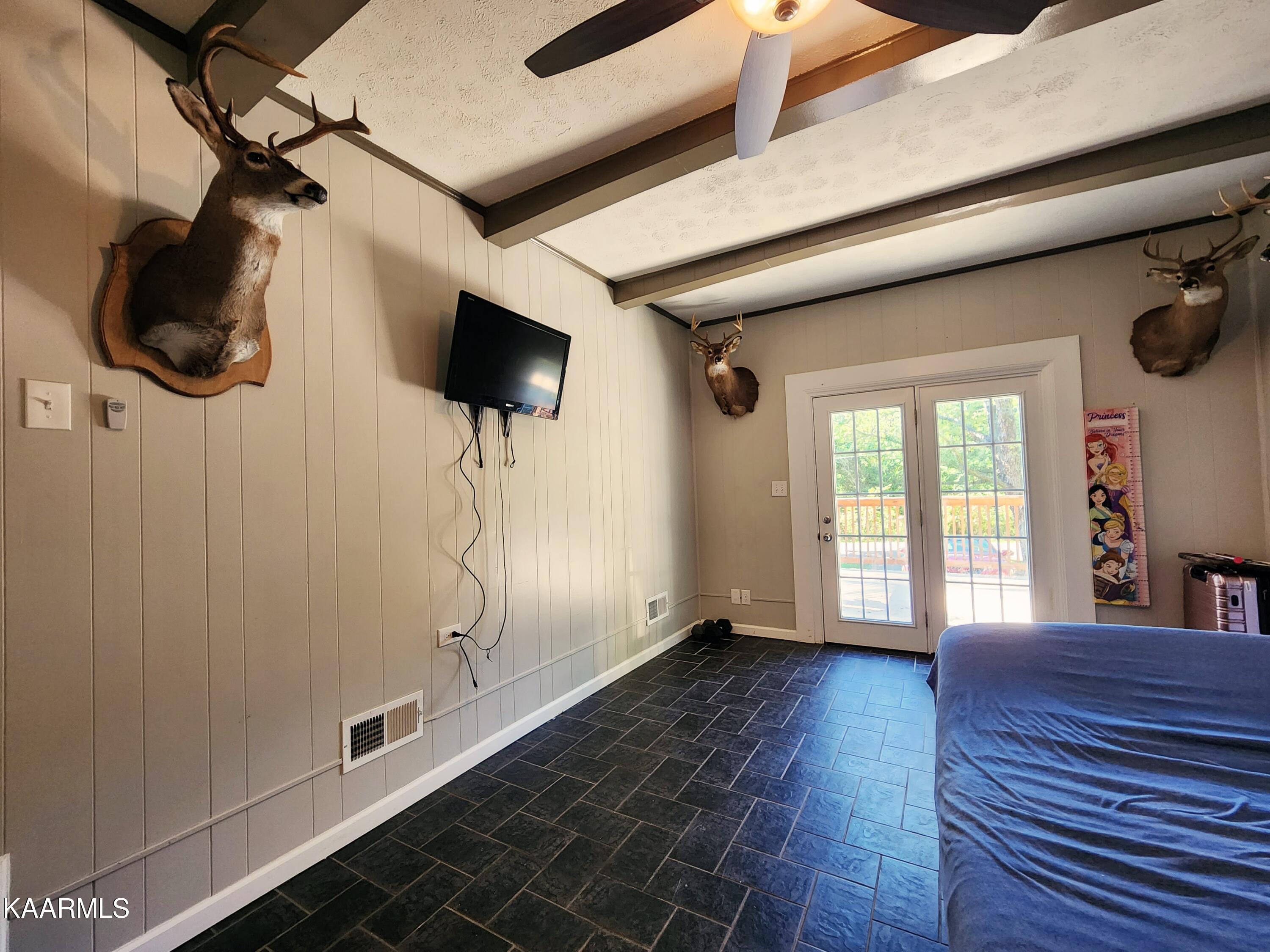 1414 Webster Road Harriman, TN 37748 - Photo 40 of 47 Den