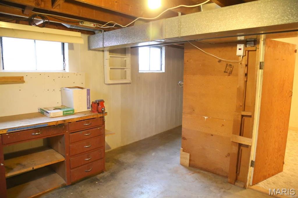 840 Pershall Road Florissant, MO 63031 - Photo 16 of 21 Gallery Image 16