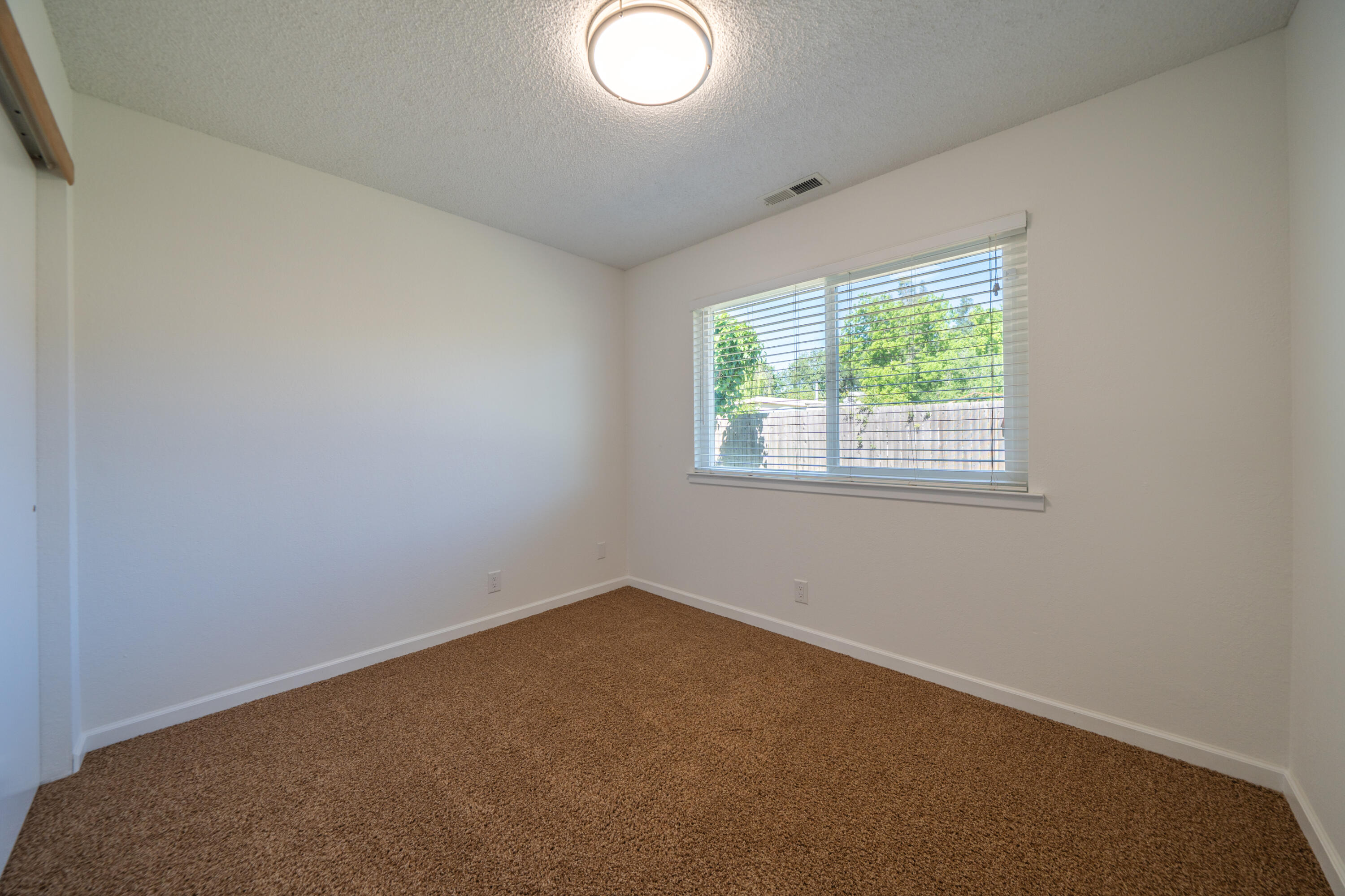 5295 Balls Ferry Road Anderson, CA 96007 - Photo 15 of 42 Bedroom 1