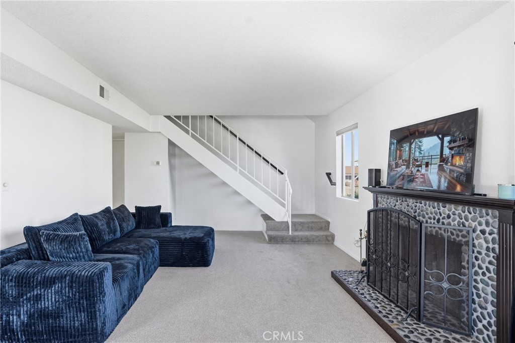 1193 East Foster Road Santa Maria, CA 93455 - Photo 4 of 21