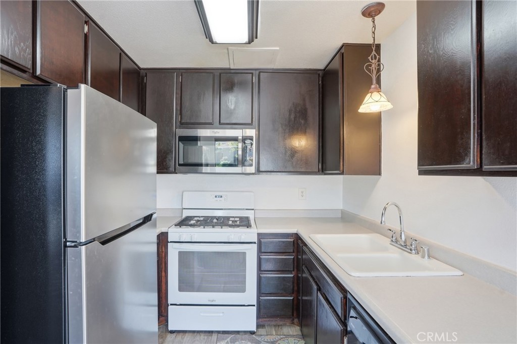 1193 East Foster Road Santa Maria, CA 93455 - Photo 7 of 21