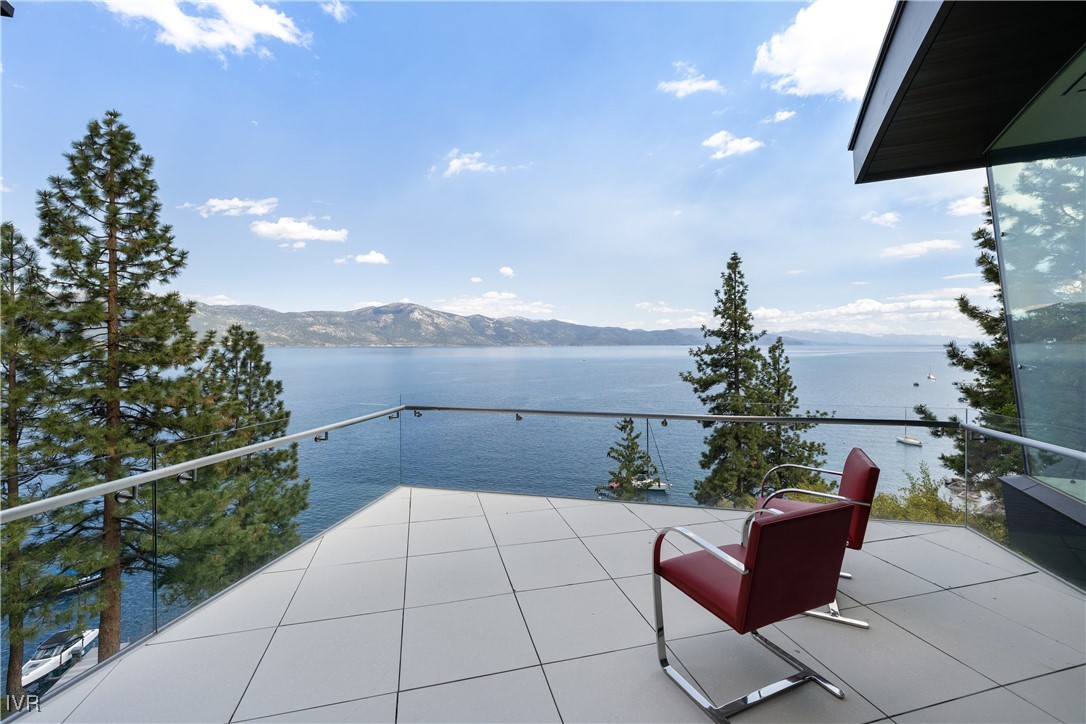 580 Gonowabie Road Crystal Bay, NV 89402 - Photo 11 of 50 a view of a terrace with furniture and potted plants