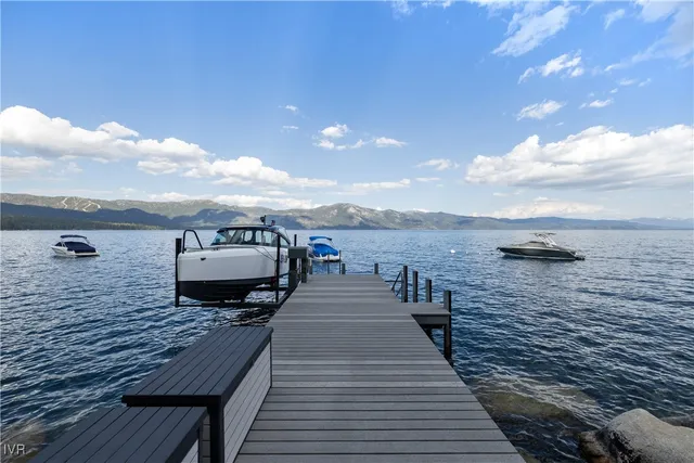 a view of a terrace with sky view