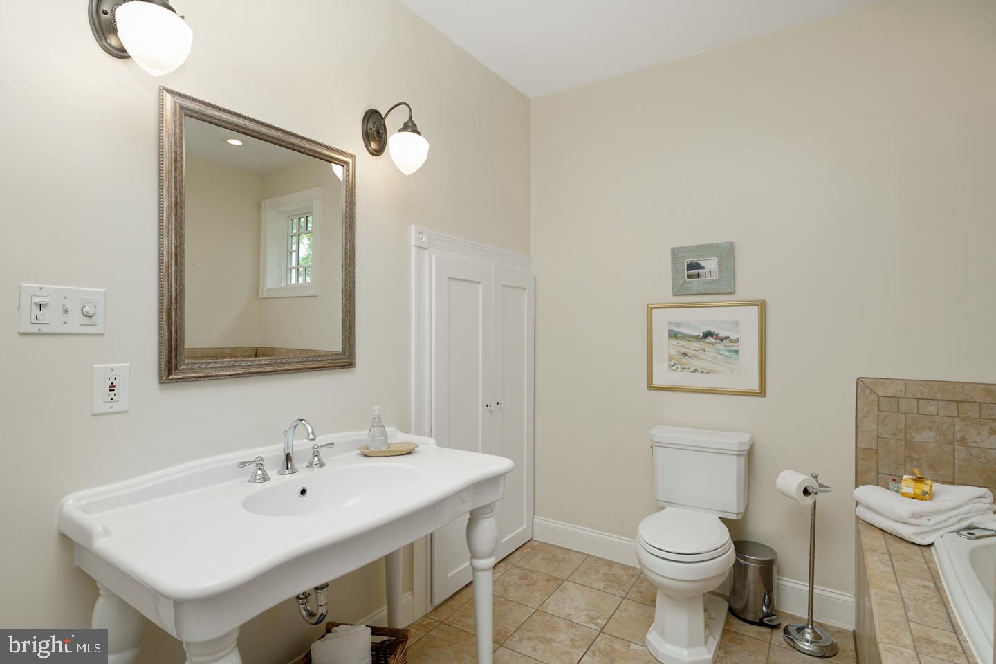 5 Sylvan Avenue Rutledge, PA 19070 - Photo 25 of 34 2nd Floor Full Bath