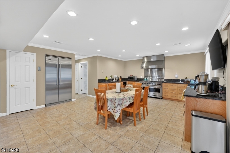 1109 Overlook Terrace Union, NJ 07083 - Photo 13 of 50