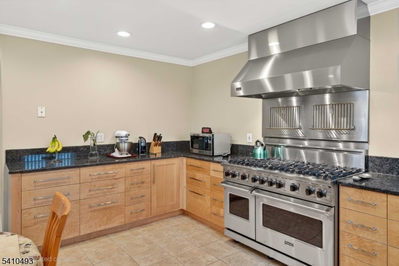 1109 Overlook Terrace Union, NJ 07083 - Photo 19 of 50