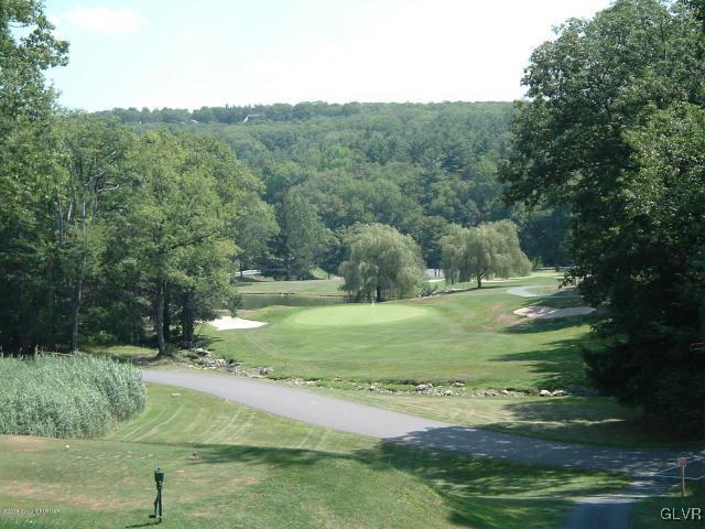128 Creekside Road, Unit 835 Canadensis, PA 18325 - Photo 39 of 44 Gallery Image 39