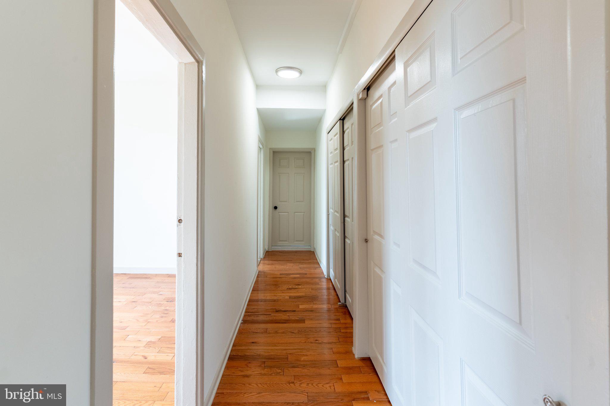100 Potter Street, Unit 4 Haddonfield, NJ 08033 - Photo 2 of 18 Bright and inviting hallway retreat.