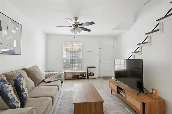 $1,500 | 3009 9th Street, Unit C, Metairie, LA 70002