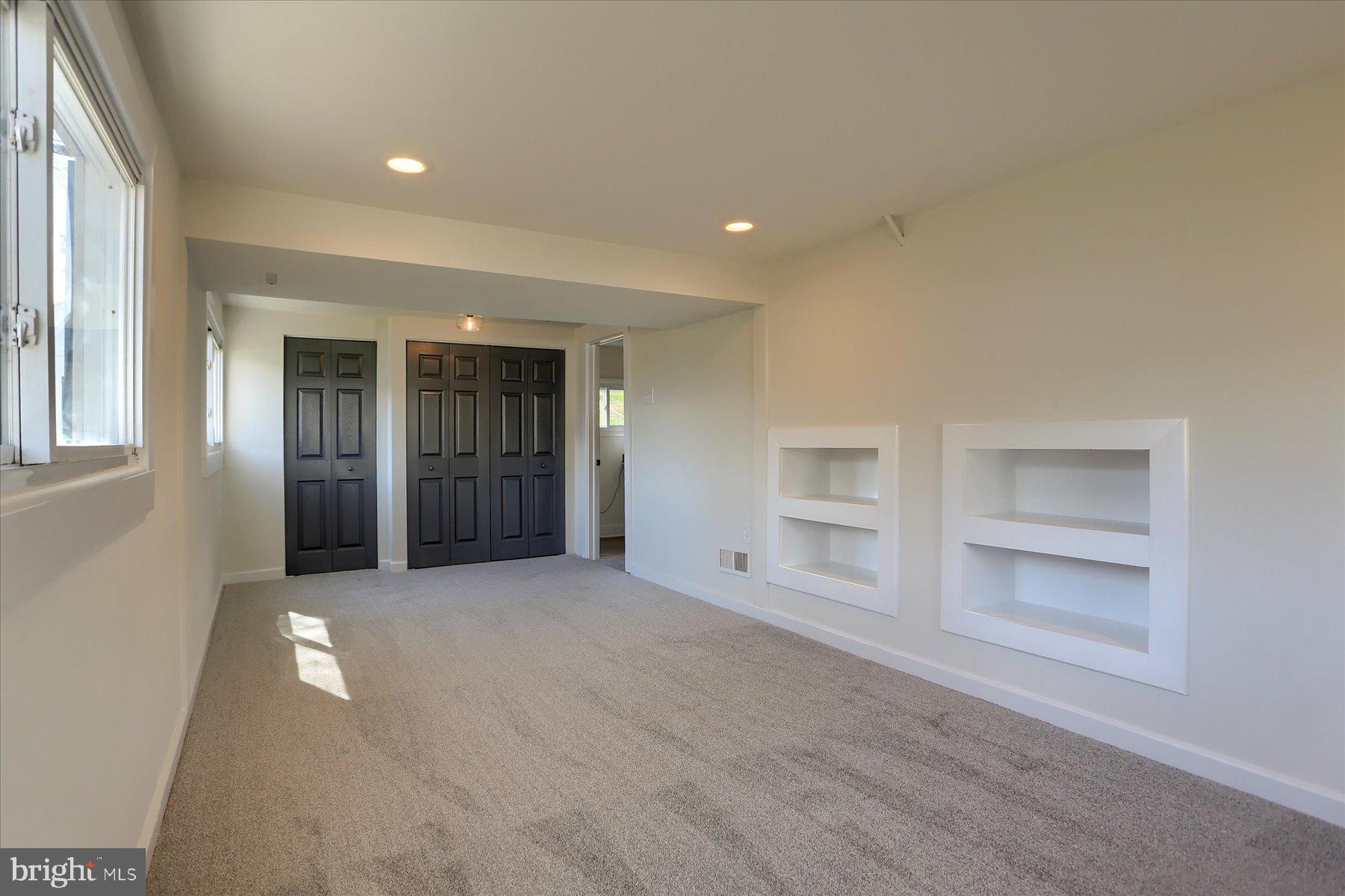 714 Edison Road Dauphin, PA 17018 - Photo 30 of 44 an empty room with a empty space and windows