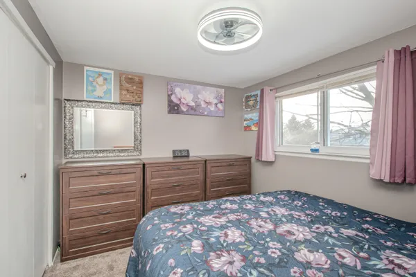$233,000 | 249 Sheffield Drive, Saline, MI 48176