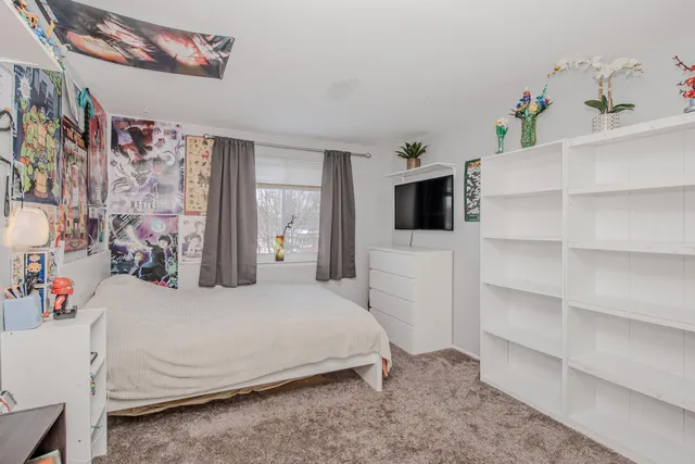 $242,000 | 249 Sheffield Drive, Saline, MI 48176