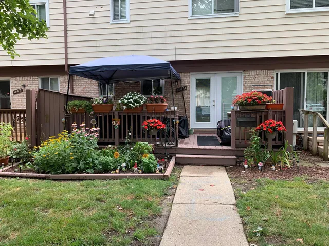 $242,000 | 249 Sheffield Drive, Saline, MI 48176