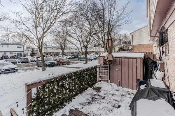 $233,000 | 249 Sheffield Drive, Saline, MI 48176