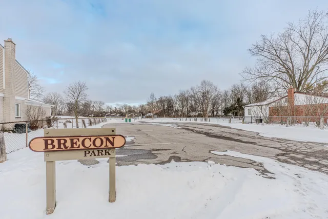 $242,000 | 249 Sheffield Drive, Saline, MI 48176