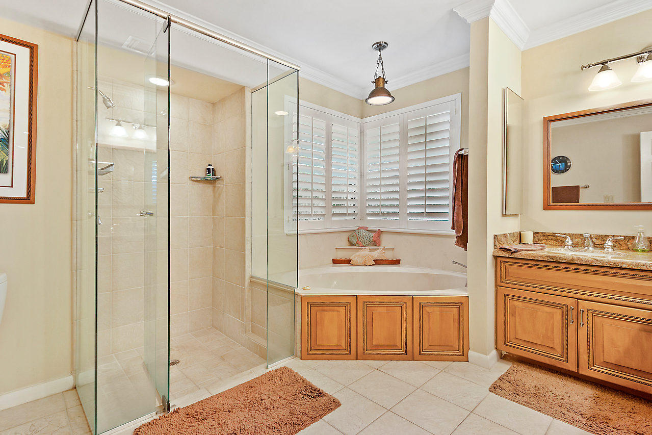 22449 Martella Avenue Boca Raton, FL 33433 - Photo 13 of 31 MASTER BATHROOM