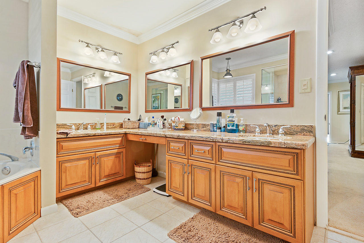 22449 Martella Avenue Boca Raton, FL 33433 - Photo 14 of 31 MASTER BATHROOM