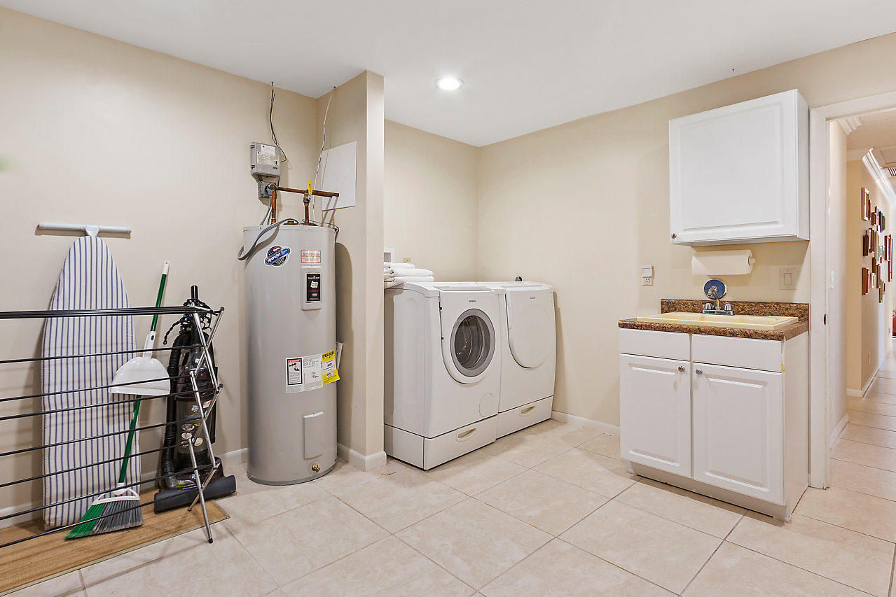 22449 Martella Avenue Boca Raton, FL 33433 - Photo 22 of 31 INSIDE LAUNDRY ROOM