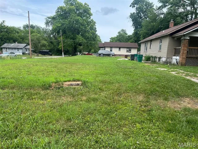 $2,000 | 1618 North 51st Street, Washington Park, IL 62204