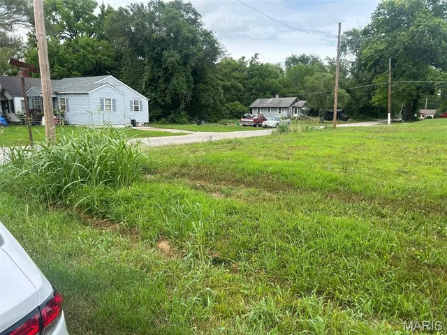 $2,000 | 1618 North 51st Street, Washington Park, IL 62204