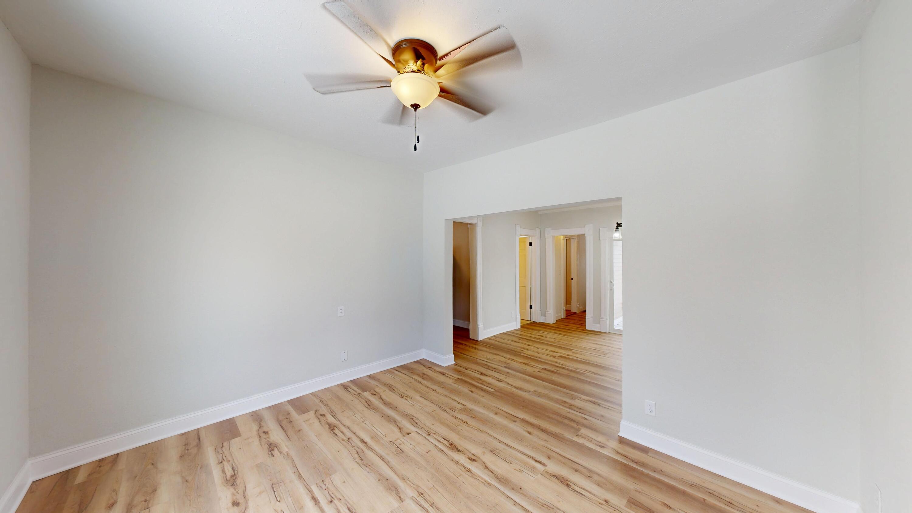 537 Main Street Cashton, WI 54619 - Photo 16 of 54 Living Room