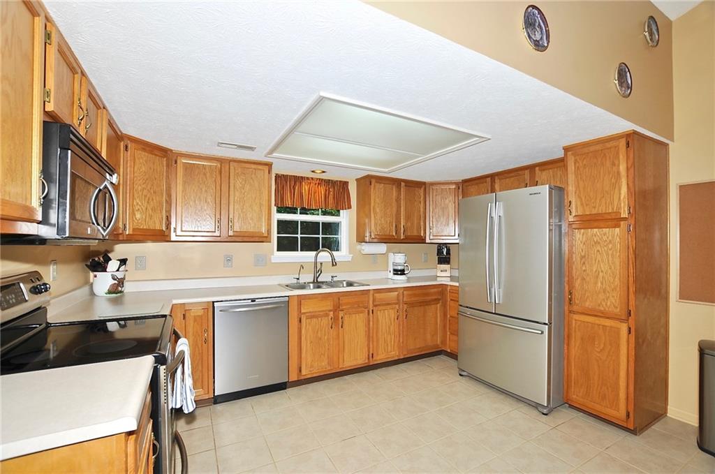 20850 Summit Road Noblesville, IN 46062 - Photo 8 of 24 Gallery Image 8