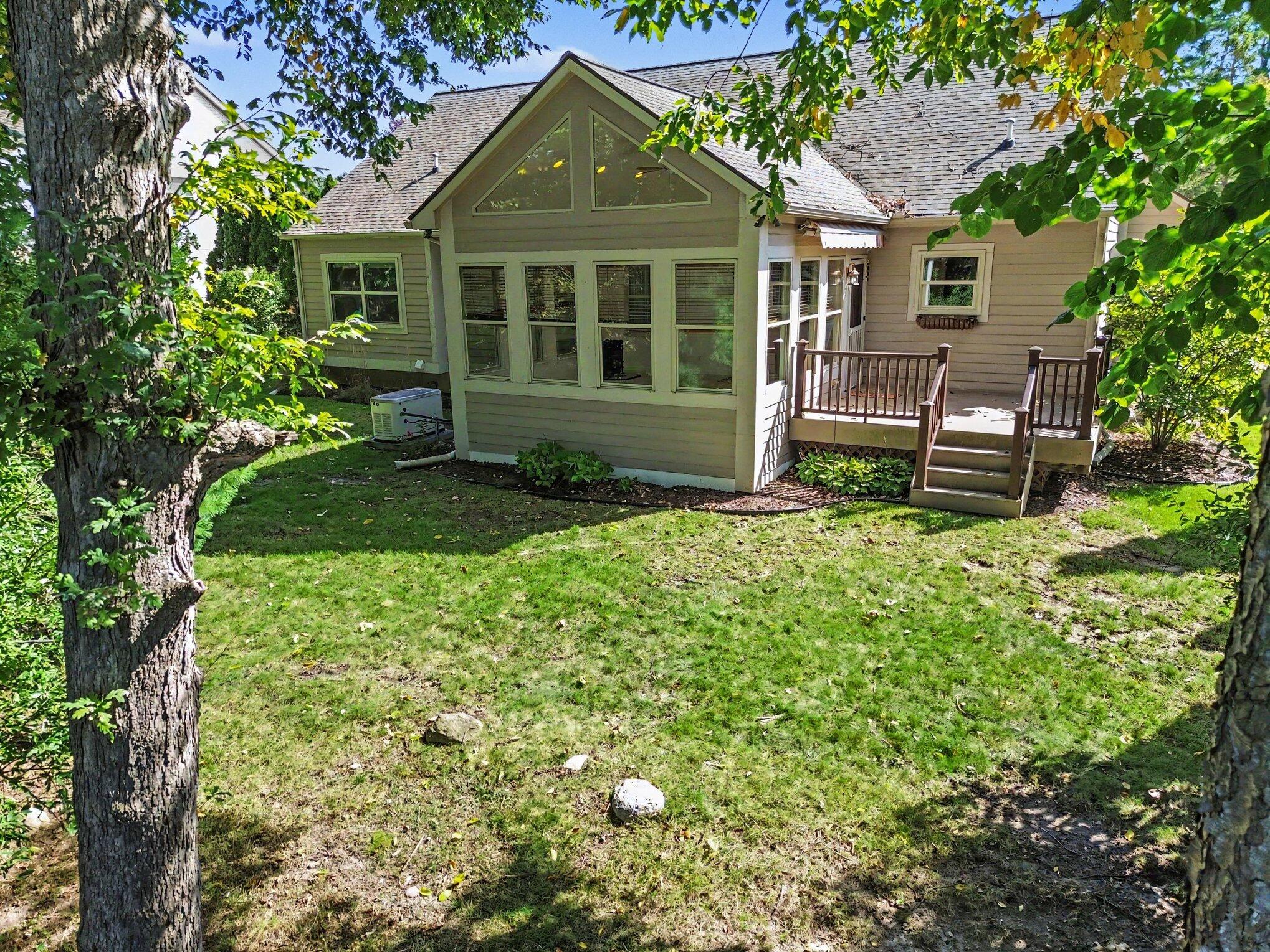 2603 Ravineside Lane South Howell, MI 48843 - Photo 4 of 53 043_file_6968