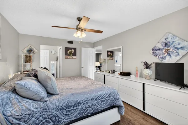 $282,000 | 5550 Witney Drive, Unit 209, Delray Beach, FL 33484