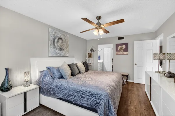 $282,000 | 5550 Witney Drive, Unit 209, Delray Beach, FL 33484