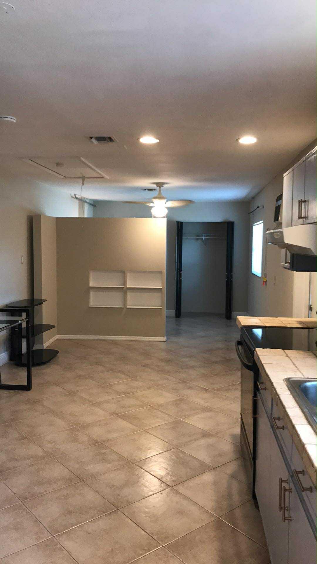 141 Ipswich Street, Unit 1 Boca Raton, FL 33487 - Photo 4 of 14 att.HmY1j7Vr9cNXSa1hq3wYWaUmMyGXXo1W6hGG