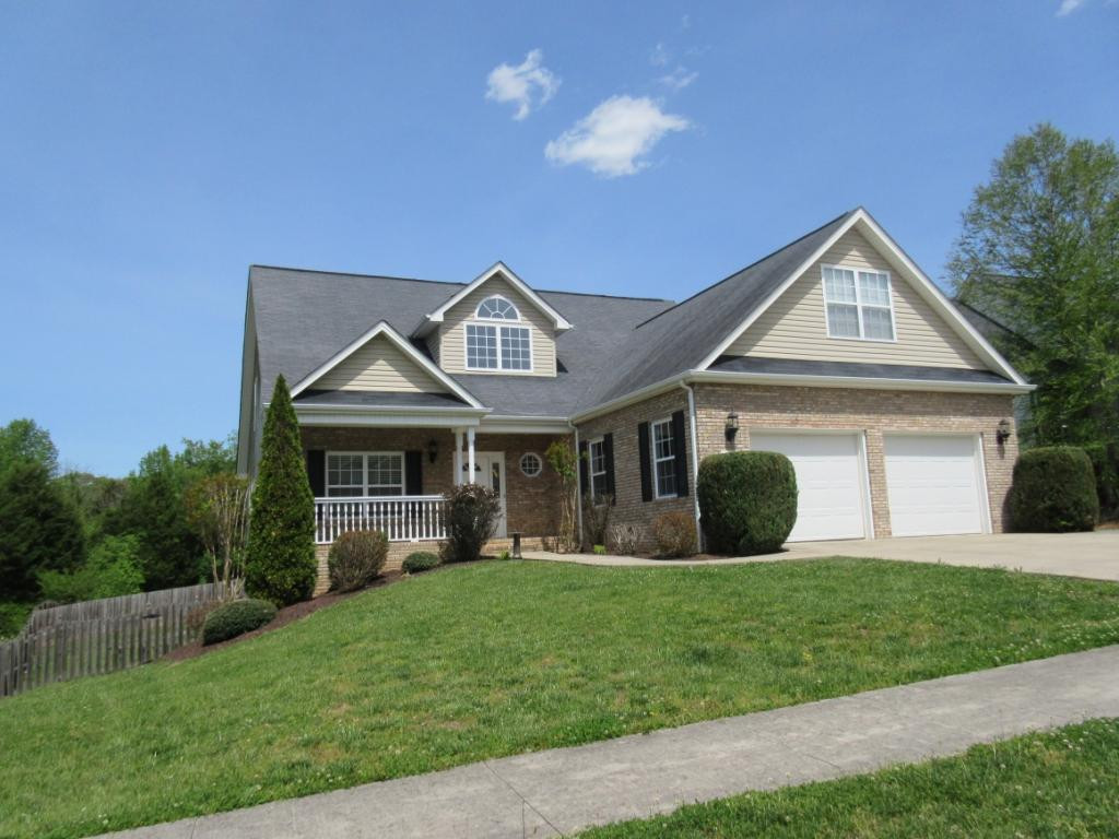 145 Rockingham Meadows Drive Johnson City, TN 37615 - Photo 1 of 17 Front of home