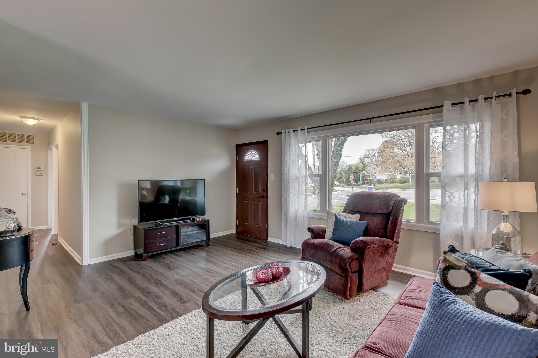 239 Timber Grove Road Owings Mills, MD 21117 - Photo 5 of 39