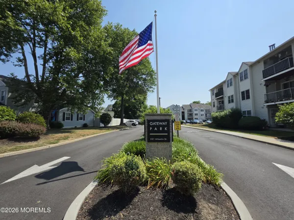 $295,000 | 231 Atlantic Street, Unit 30, Keyport, NJ 07735